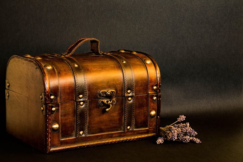 Riddle Coffer